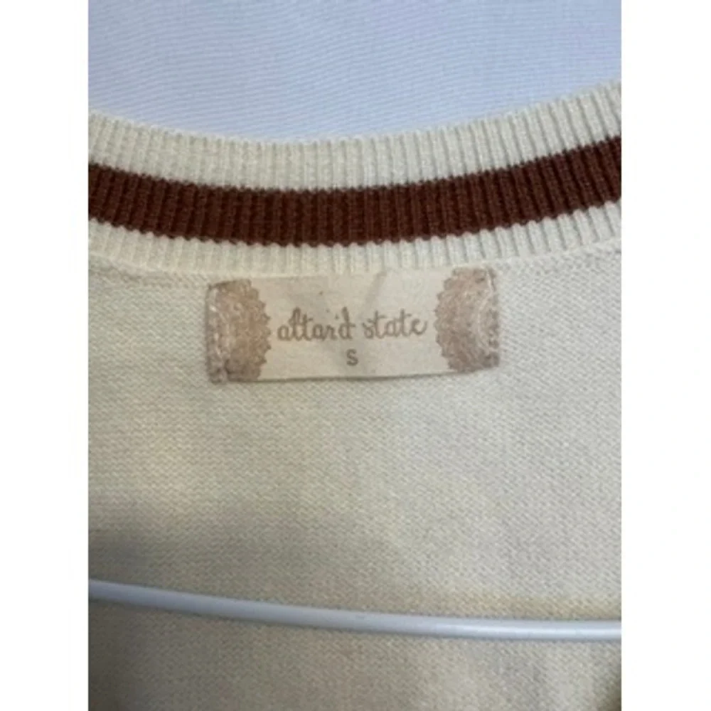 Altar'd State Cream Smiley Face Cowboy Hat V-Neck Sweater Vest Brown Trim Small